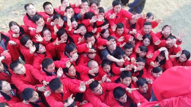 農(nóng)夫山泉拓展訓(xùn)練營(yíng)