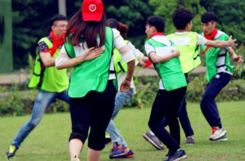 長沙拓展活動(dòng)開展，撕名牌游戲，你喜歡玩嗎？