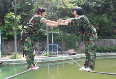 長沙拓展活動(dòng)高空訓(xùn)練，你敢來挑戰(zhàn)嗎？