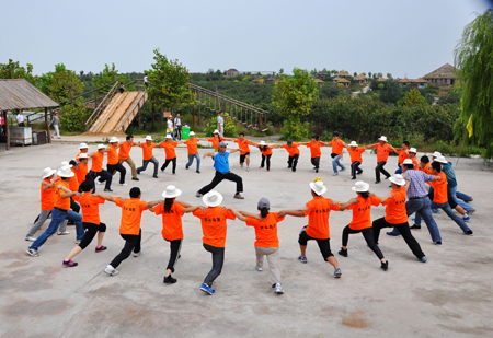 超好玩的團(tuán)隊拓展訓(xùn)練項目！