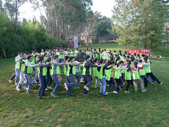 戶外拓展訓(xùn)練 戶外拓展訓(xùn)練